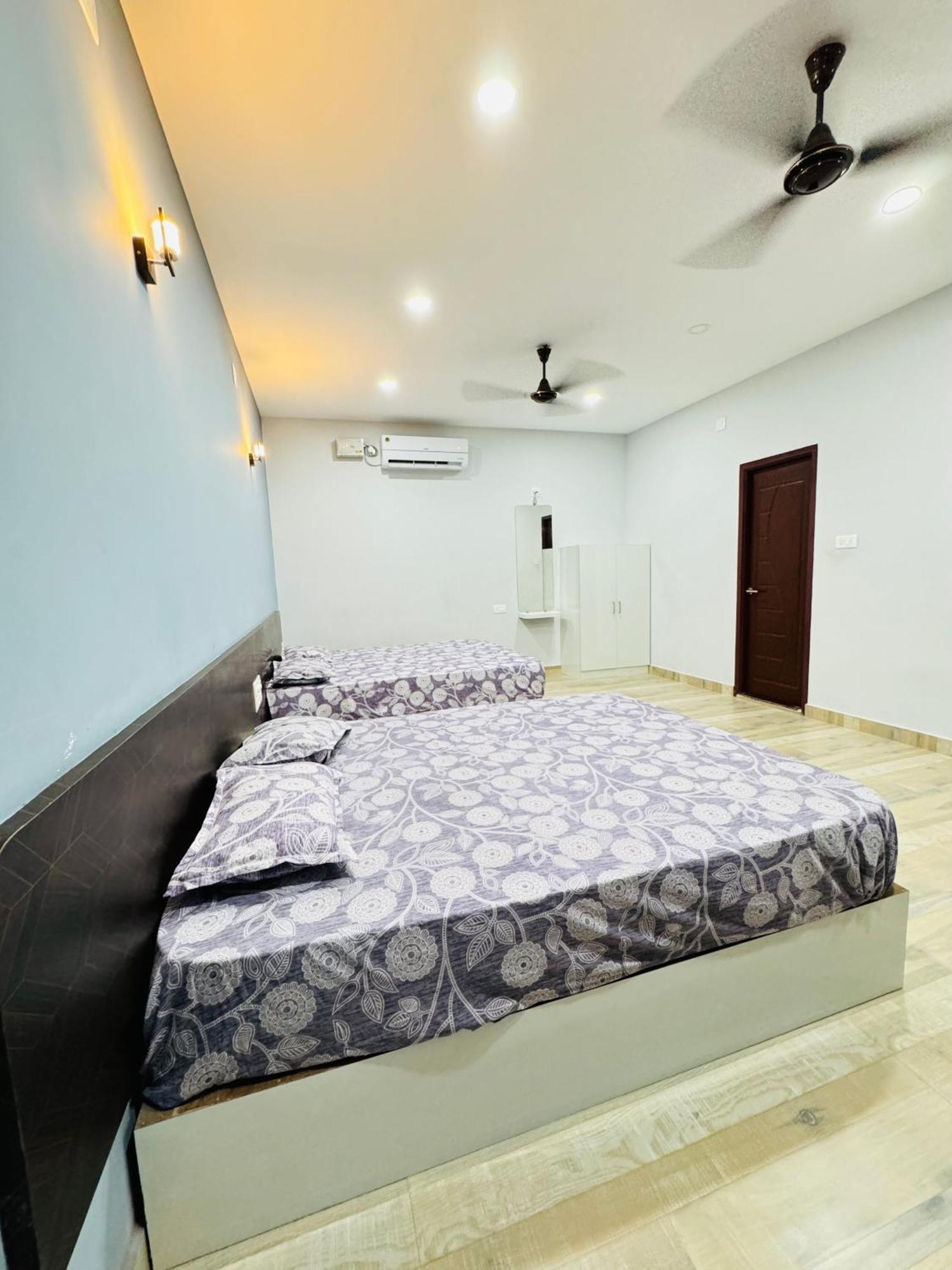 The Glasswater By The Backwater Homestay Kalyānpur Exterior photo