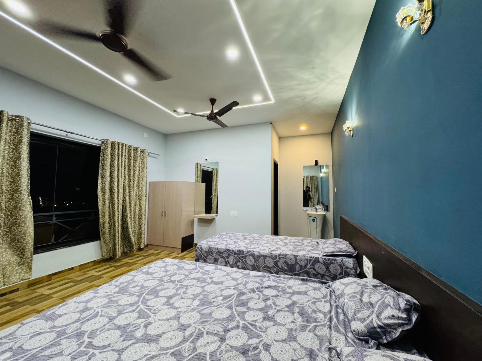 The Glasswater By The Backwater Homestay Kalyānpur Exterior photo